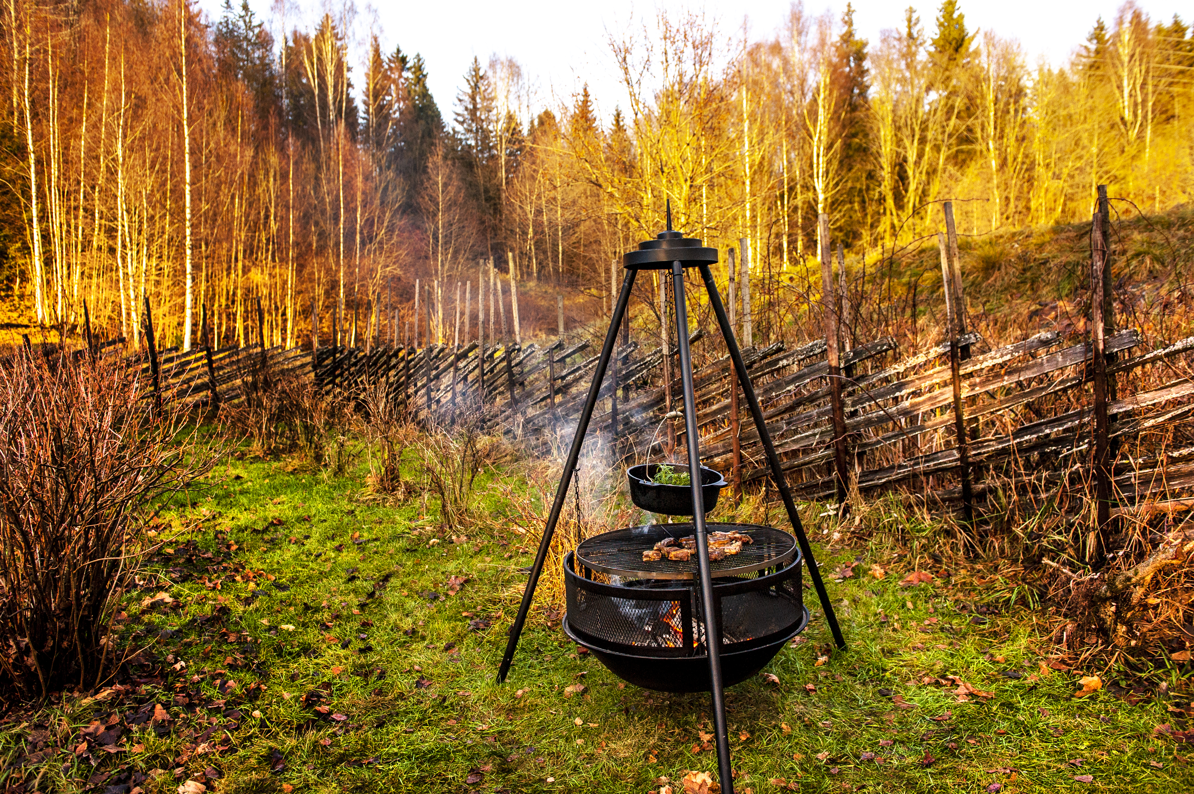 Bålpanne_Jette_Urnorsk_på_grillen_Bærums_Verk_høst_ (18).jpg