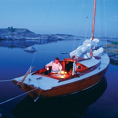 Boat_high_rgb_1x1.jpg