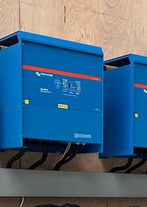 Victron Centaur AC/DC